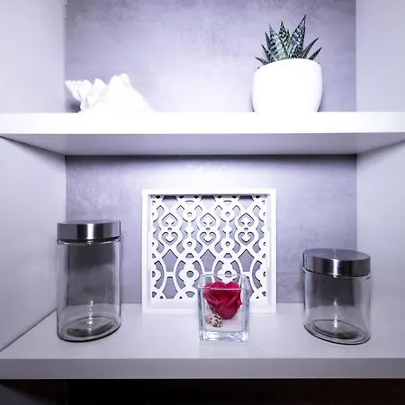 Downtown Chic And Cozy *