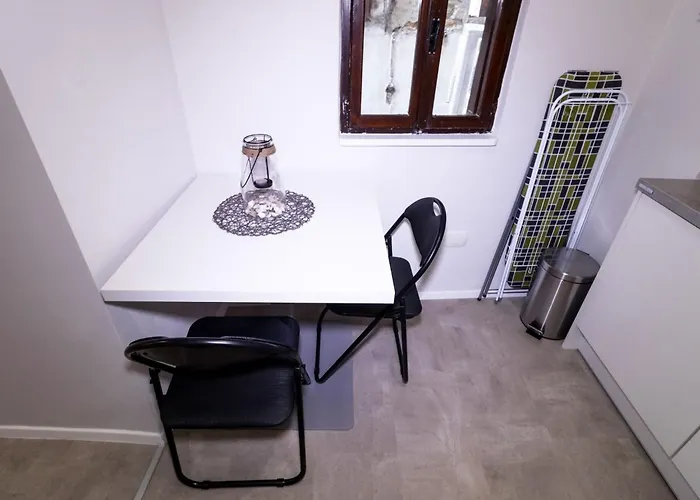 דירה Downtown Chic And Cozy