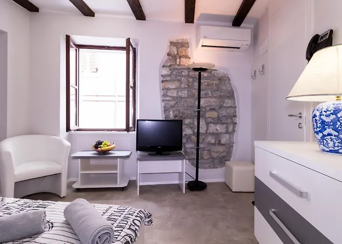 Downtown Chic And Cozy Daire